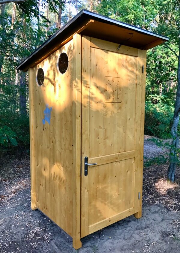 Komposttoilette Werratal von rechts