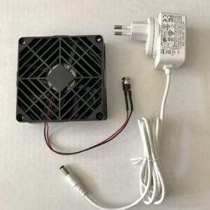 Ventilator, 12V, 150 mA, 2 W mit Abdeckung und Netzteil