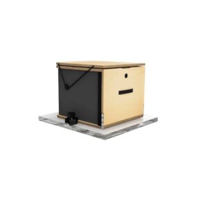 Schienenbefestigung für VW Bus an Toilette installiert